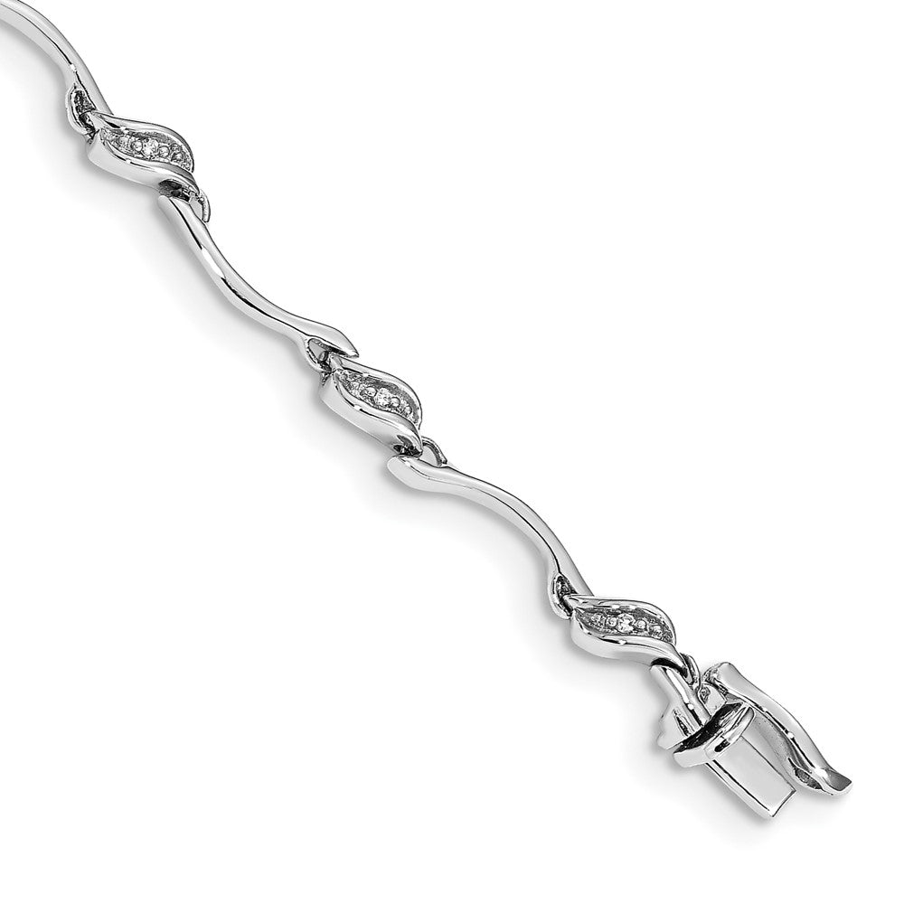 14k White Gold Diamond Link Bracelet 7 inches
