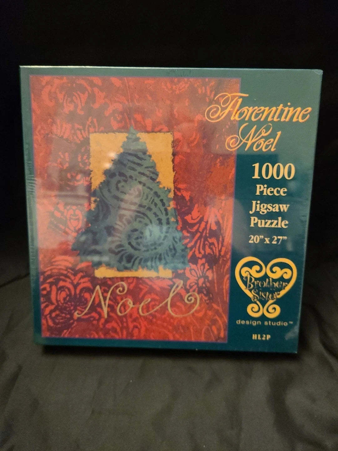 Florentine Noel Christmas Tree Jigsaw Puzzle 1000 pieces Holiday Red Green New