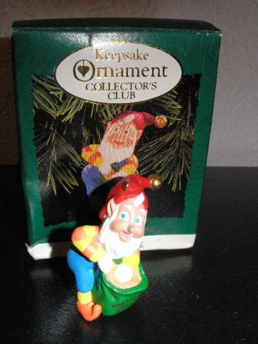 Hallmark Keepsake Ornament Collector's Club 1996 Miniature 'Rudolph's Helper' Elf QXZ4171