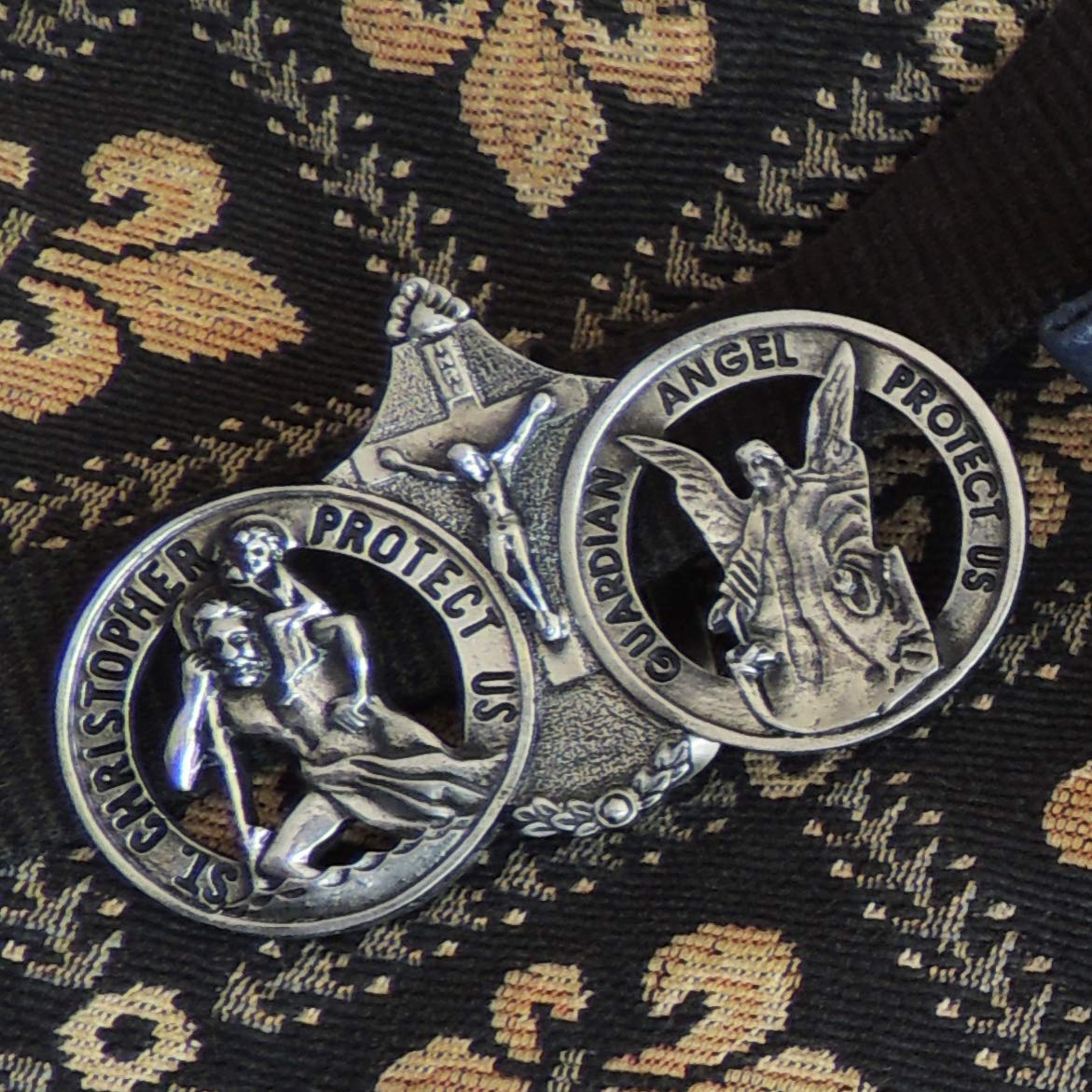Cathedral Art St. Christopher Visor Clip, One Size, Silver
