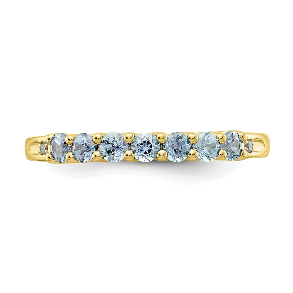 10k Yellow Gold Aquamarine & Diamond Ring
