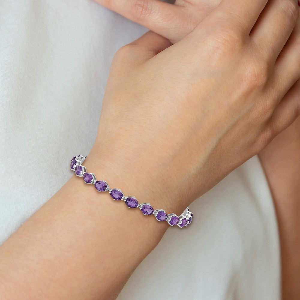 Sterling Silver Rhodium-plated Amethyst Bracelet 7 inches