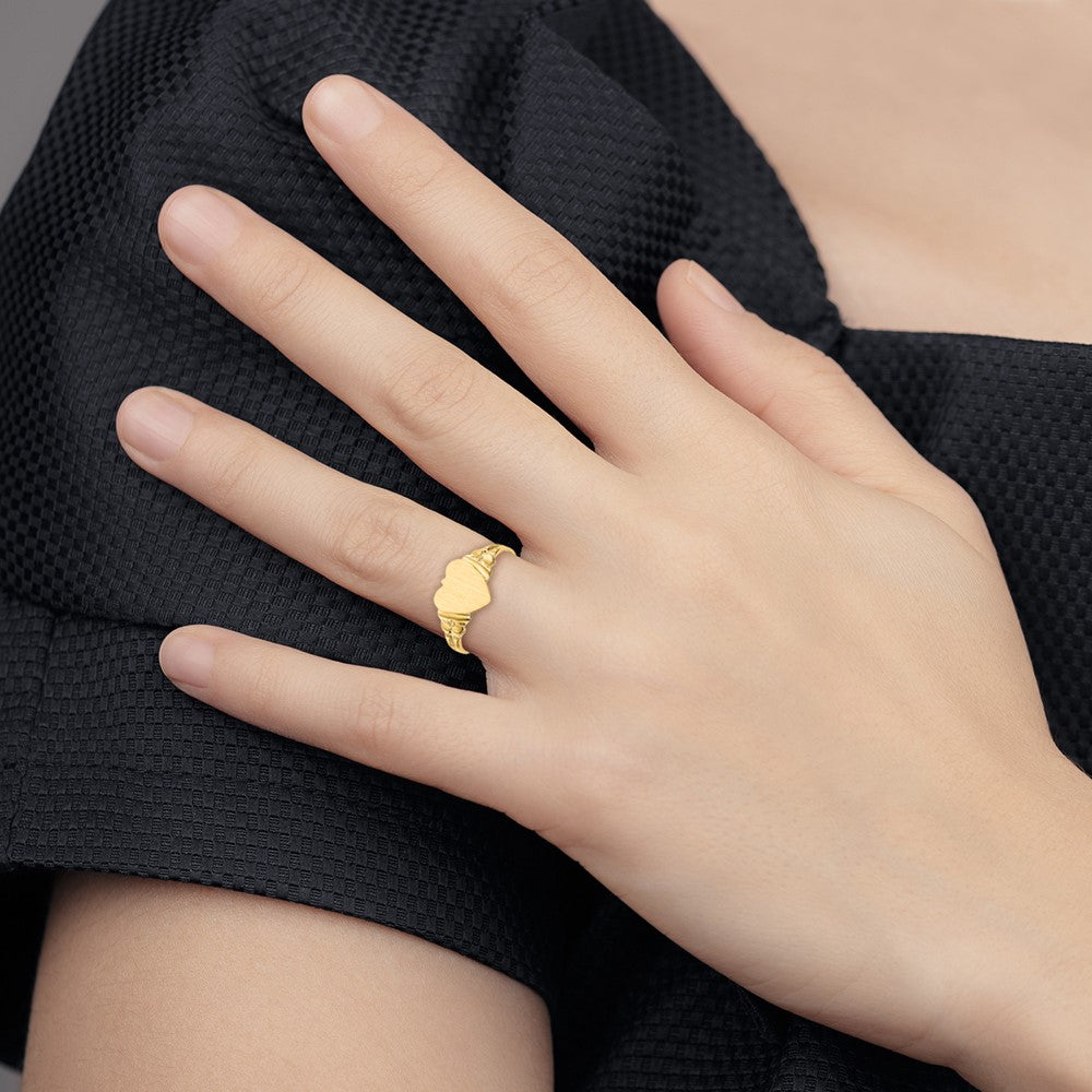 14k 8.0x8.5mm Closed Back Children's Heart Signet Ring Size 5