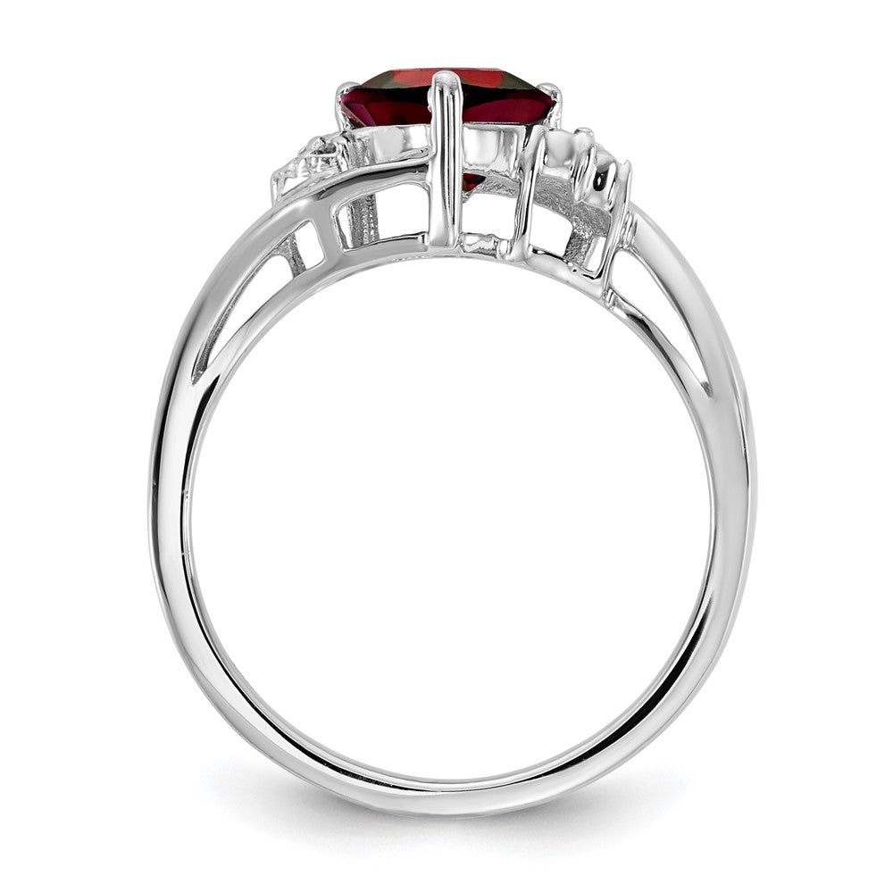 10k White Gold 1-7X7 HS Garnet, 2- 200' RD DIAS. - Stone:AA Mel:S45