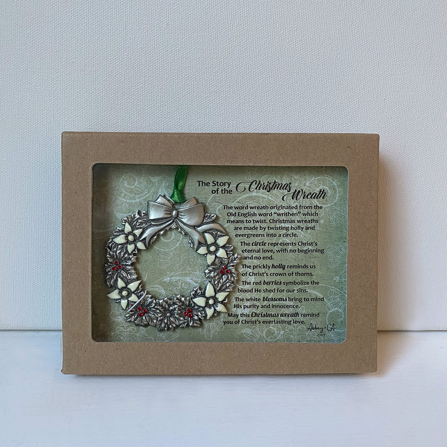 Ornament-Christmas Wreath w/Story Card & Gift Box