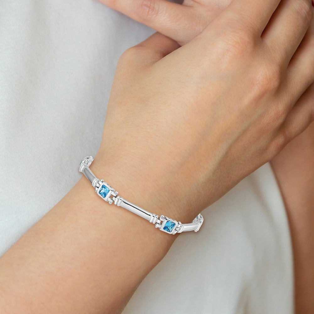 Sterling Silver Rhodium-plated Blue Topaz Bracelet 7 inches