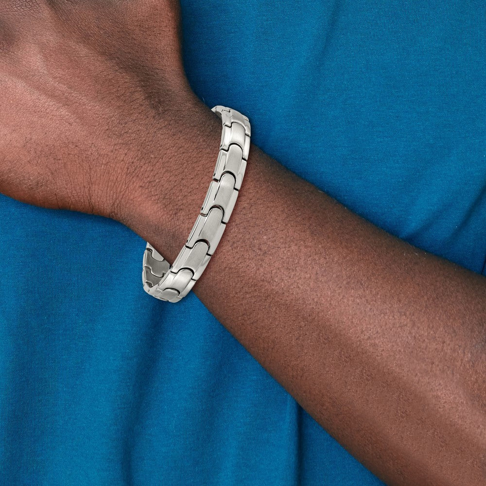 Titanium Brushed and Polished 8.5in Link Bracelet 8.5 inches