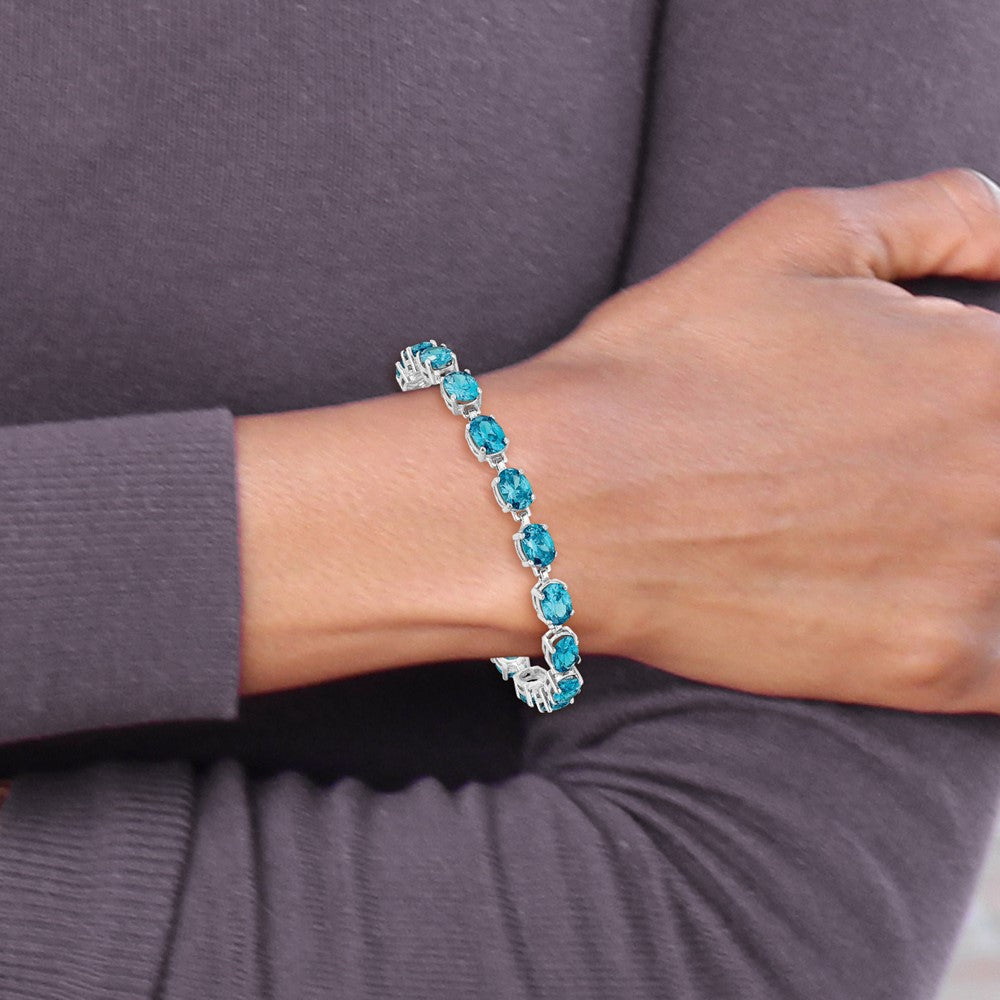 Sterling Silver Rhodium-plated Blue Topaz 6.5in Bracelet 7 inches