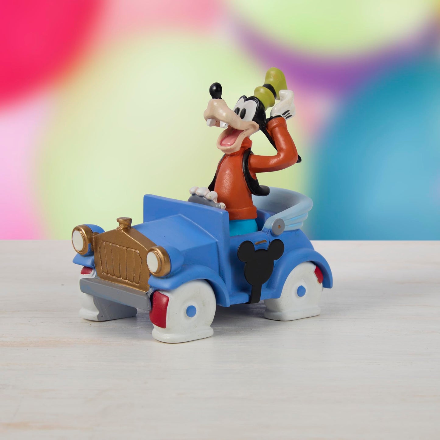 Precious Moments Disney Showcase Hand-painted Collectible Parade Goofy Figurine