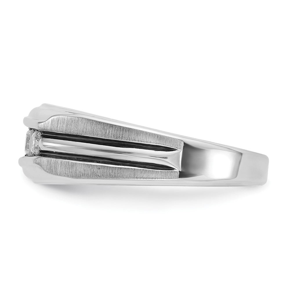 IBGoodman 14k White Gold with Black Rhodium Men's Polished Satin and Grooved 5-Stone 1/2 Carat AA Quality Diamond Ring