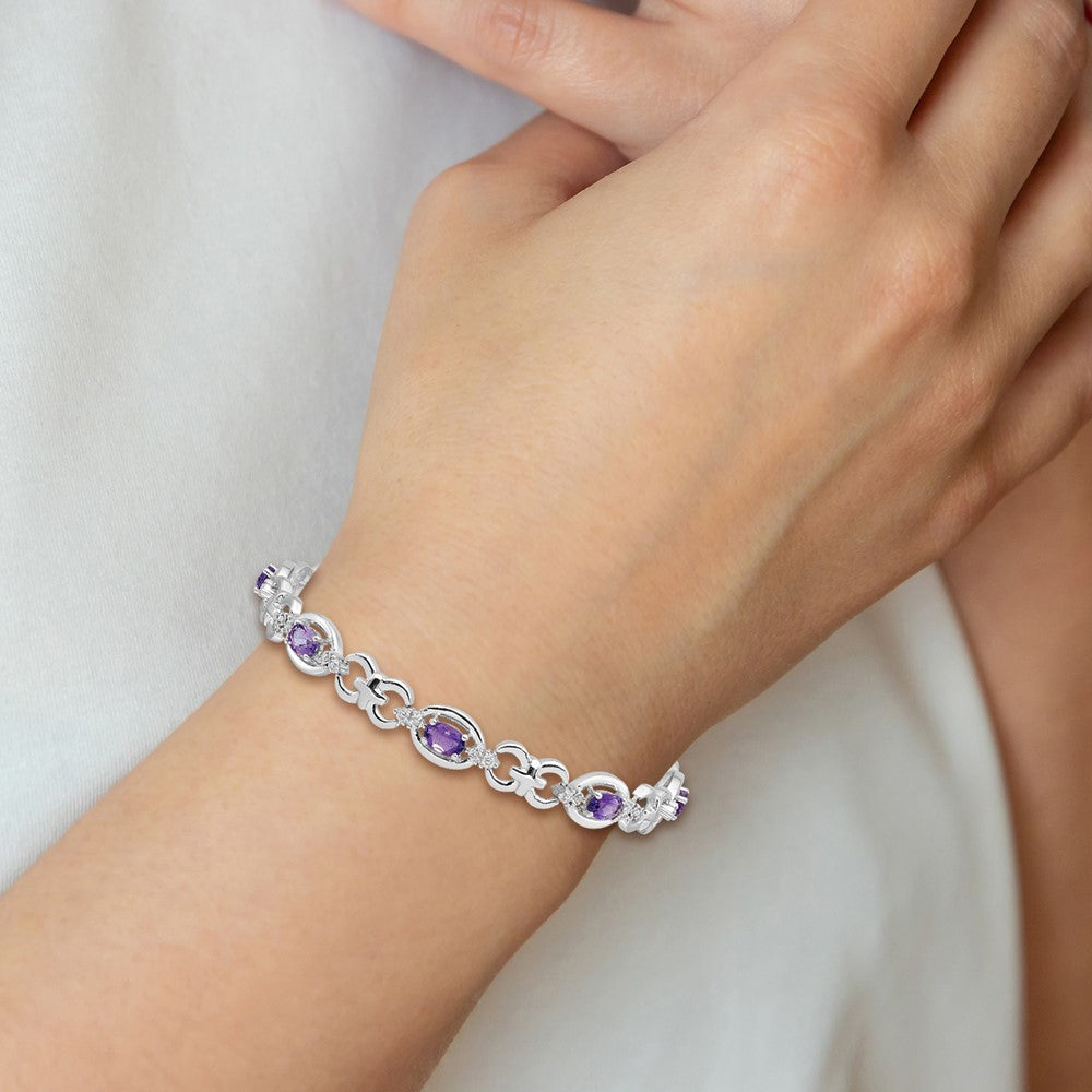 Sterling Silver Rhodium-plated Diamond & Amethyst Bracelet 7 inches