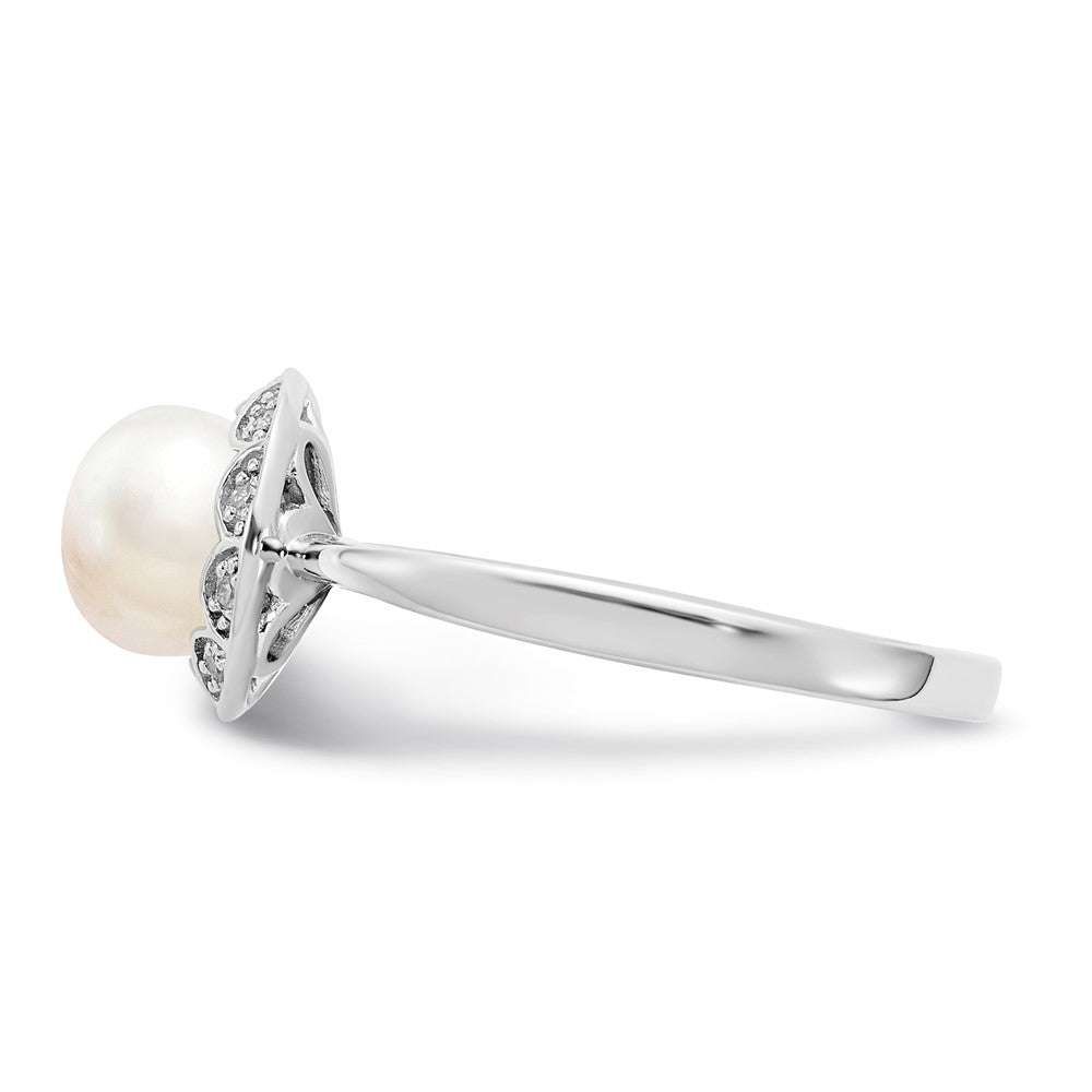Sterling Silver Pearl & Diamond Ring