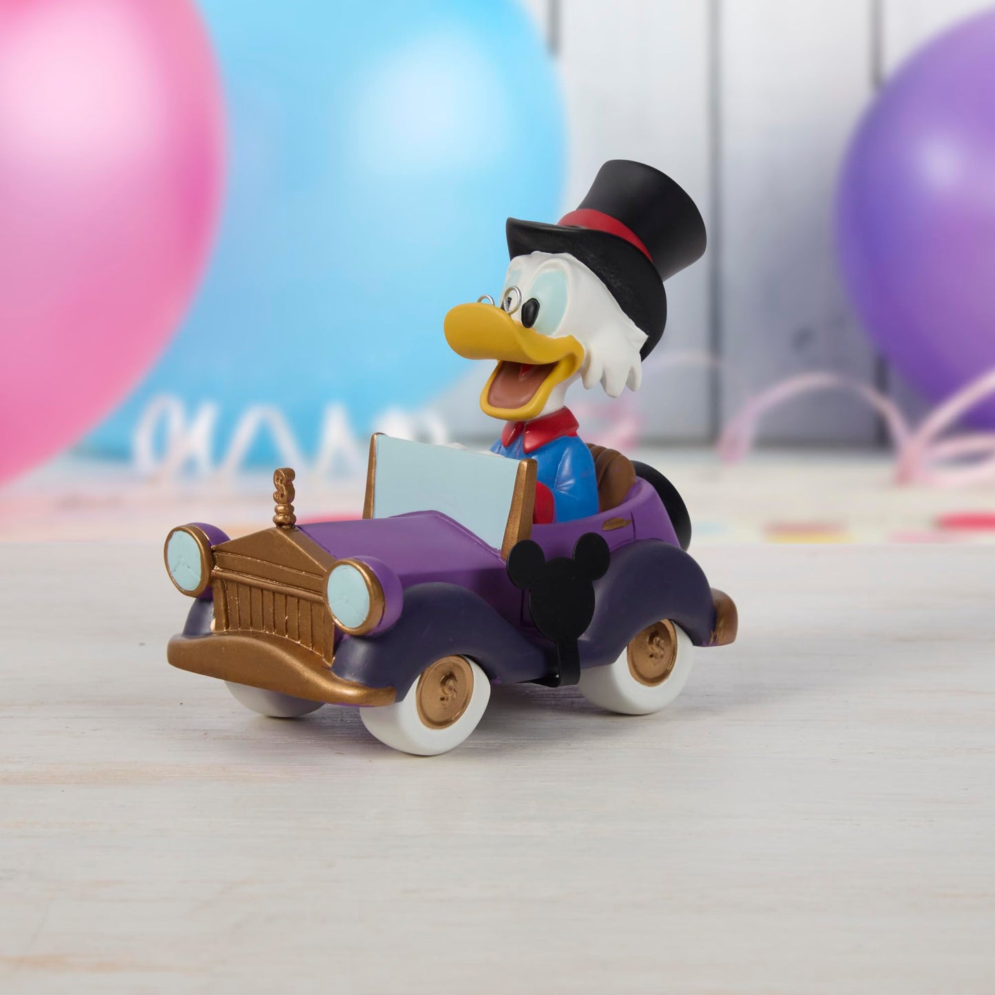 Disney Collectible Parade Scrooge McDuck Precious Moments Figurine, Count 1