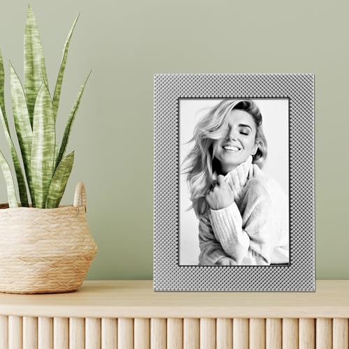 4x6 Fawn Pin Dot Pattern Silver Metal Picture Frame