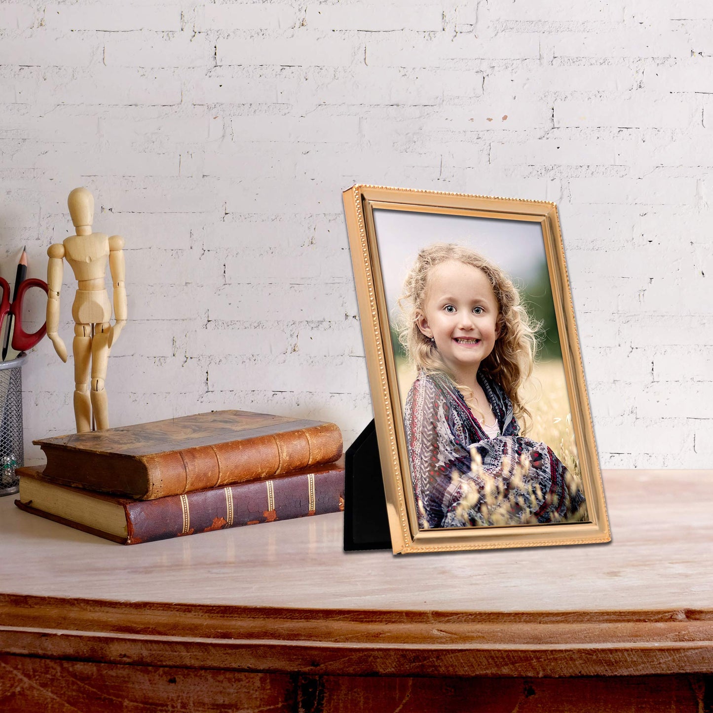 Lawrence Frames 5.12" x 7.13" Metal Picture Frame, Gold