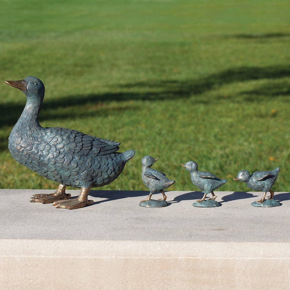 Set of Four Resin Duck with Ducklings Statue