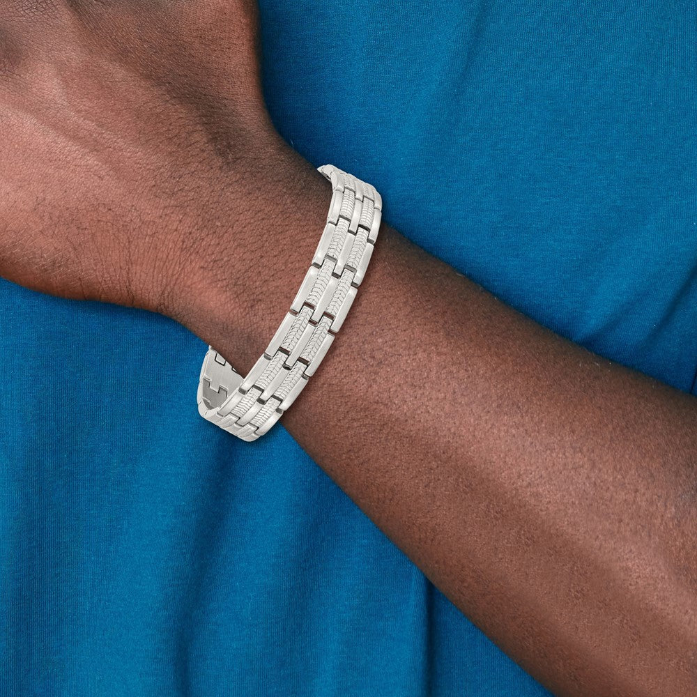 Stainless Steel Brushed and Polished 8.75in Bracelet 8.75 inches
