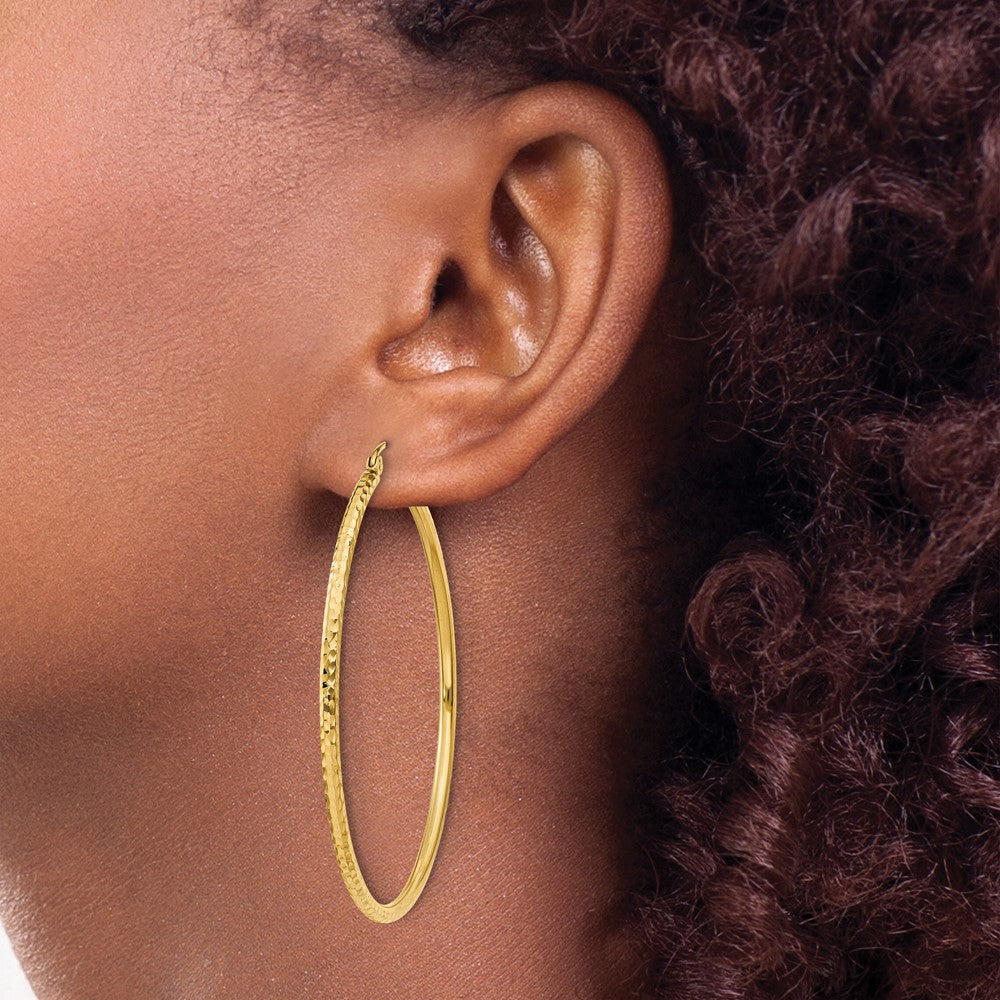 14K Gold Diamond-Cut 2mm Round Tube Hoop Earrings