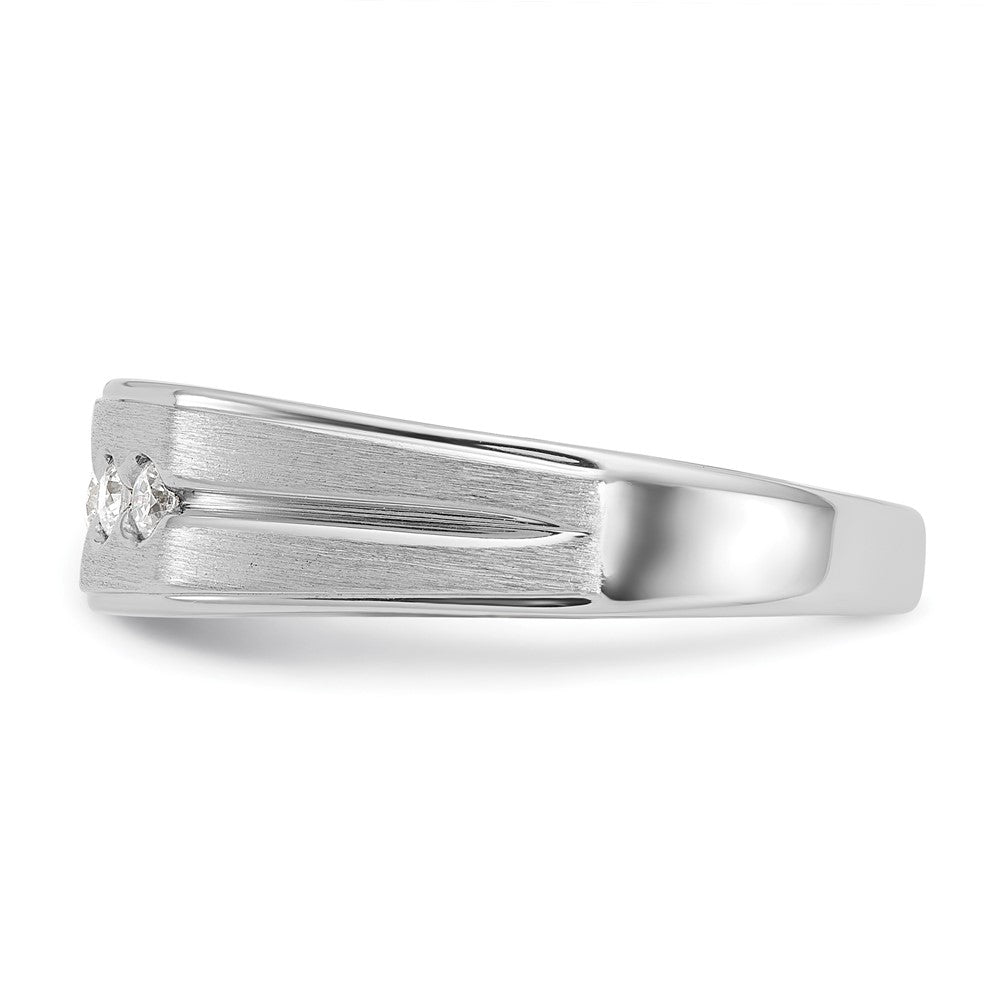 IBGoodman 14k White Gold Men's Polished Satin and Grooved 1/4 Carat AA Quality Diamond 5-Stone Ring