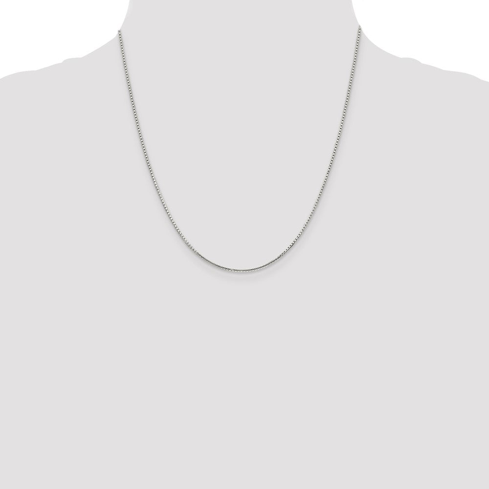 Sterling Silver 1.35mm 8 Sided Diamond-cut Box Chain 20 Inches