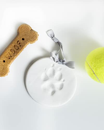 Pearhead Pet Pawprint Keepsake Kit for Dogs or Cats, Includes Impression Material, 5”Wx5”H