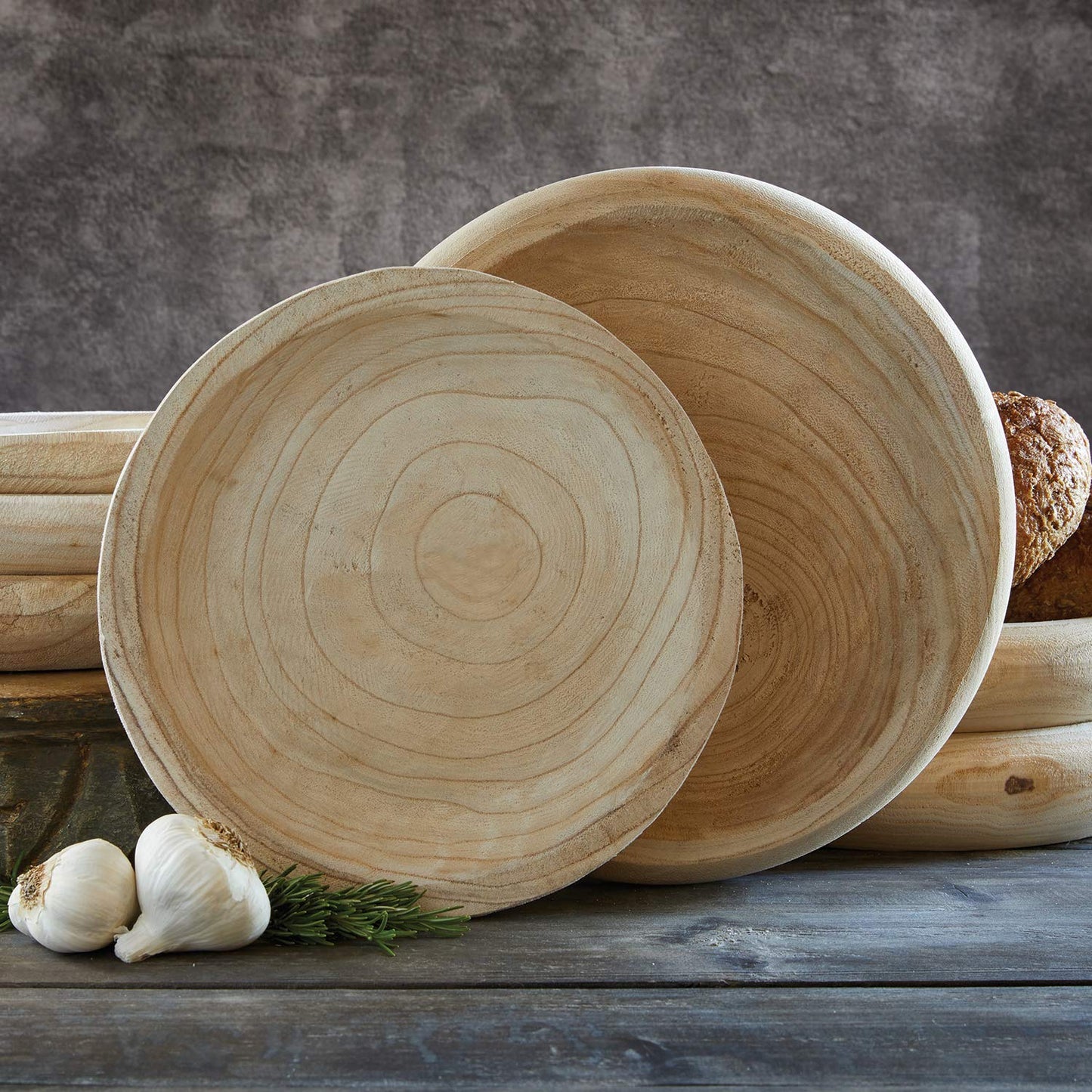 Santa Barbara Design Studio Hand Carved Paulownia Wood Serving Bowl, Medium, Natural