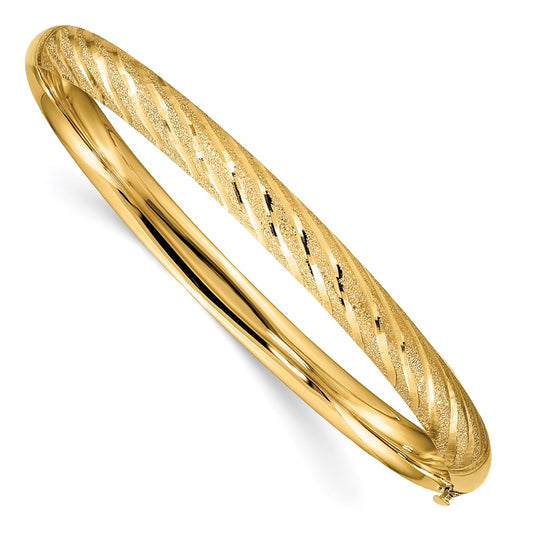 14k Textured Diamond-cut Twisted Hinged Bangle 7.5  inches