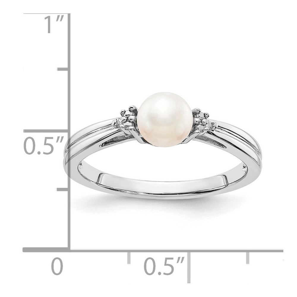 Sterling Silver Pearl and Diamond Ring
