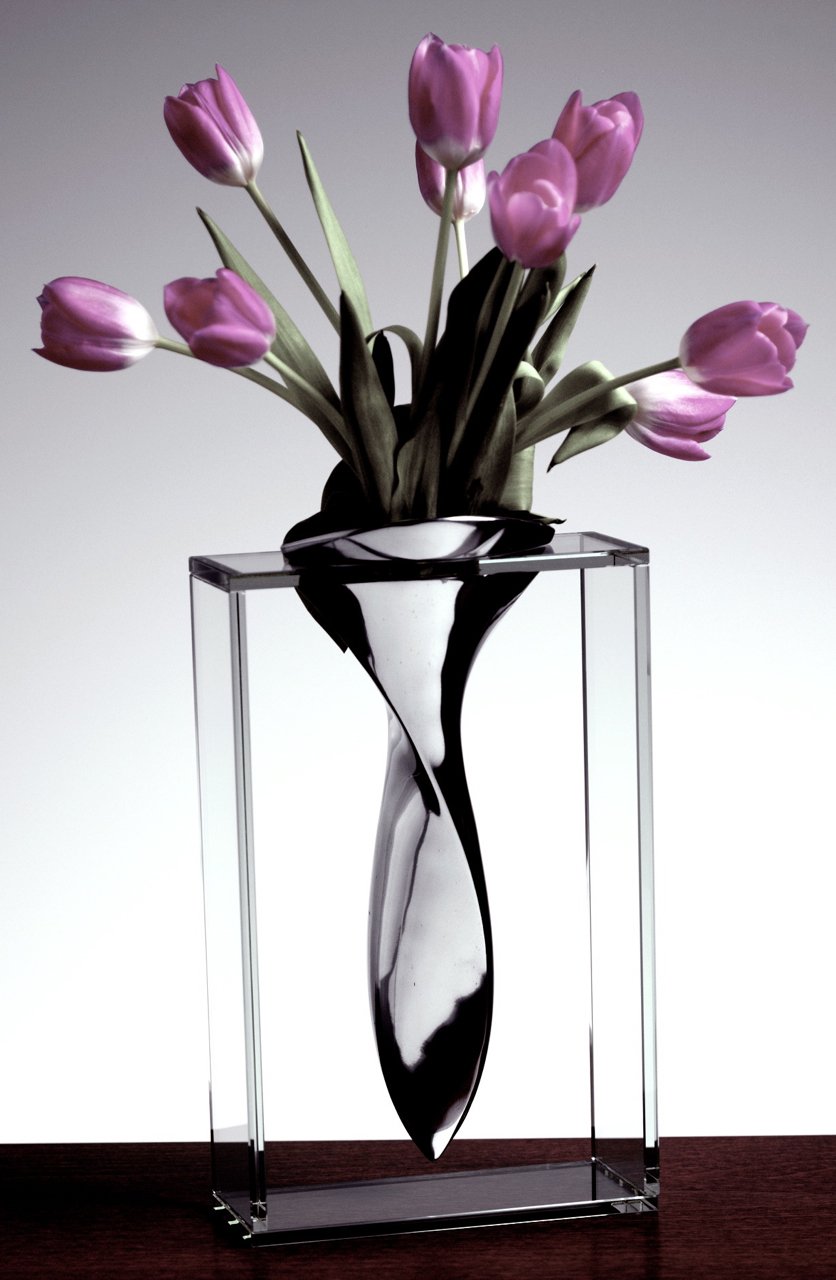 Badash Handcrafted Lead-free Glass/Aluminum Elvis Vase QGM6101