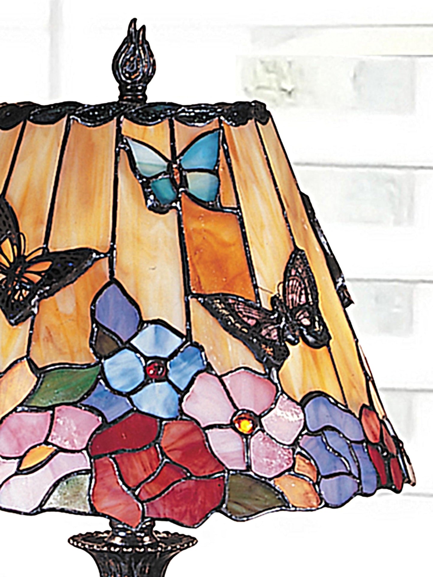 Dale Tiffany Butterfly Peony Tiffany Table Lamp