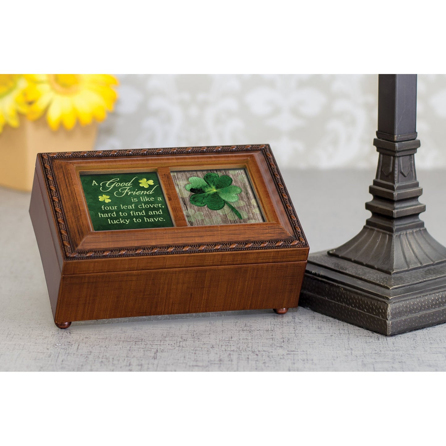 A GOOD FRIEND with Clover Resin Music Box: When Irish Eyes Are Smiling Q-GM22931