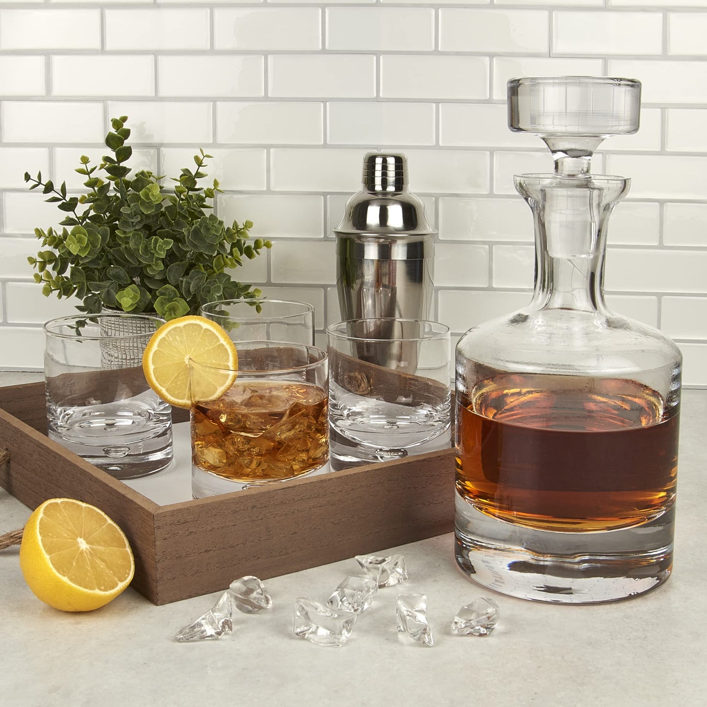 Badash Como 28 oz. European Crystal Decanter