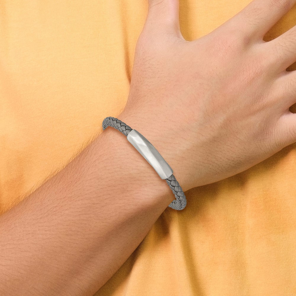 Stainless Steel Antiqued and Brushed Grey Leather 8.25in Bracelet 8.25 inches