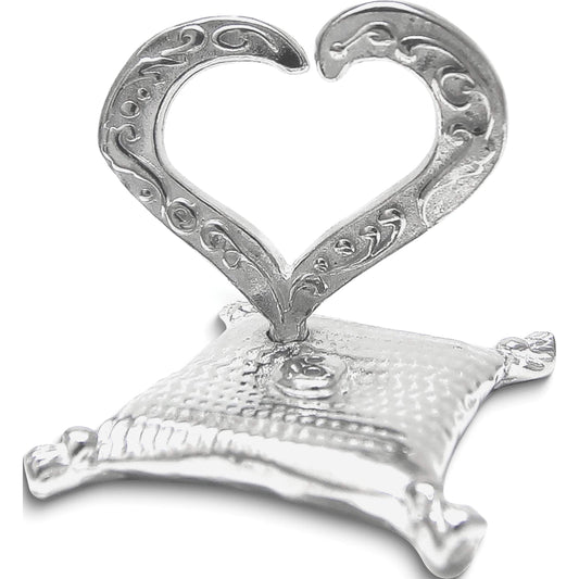 Handcrafted Tarnish-free Pewter Open Heart Ring Holder QGM20613
