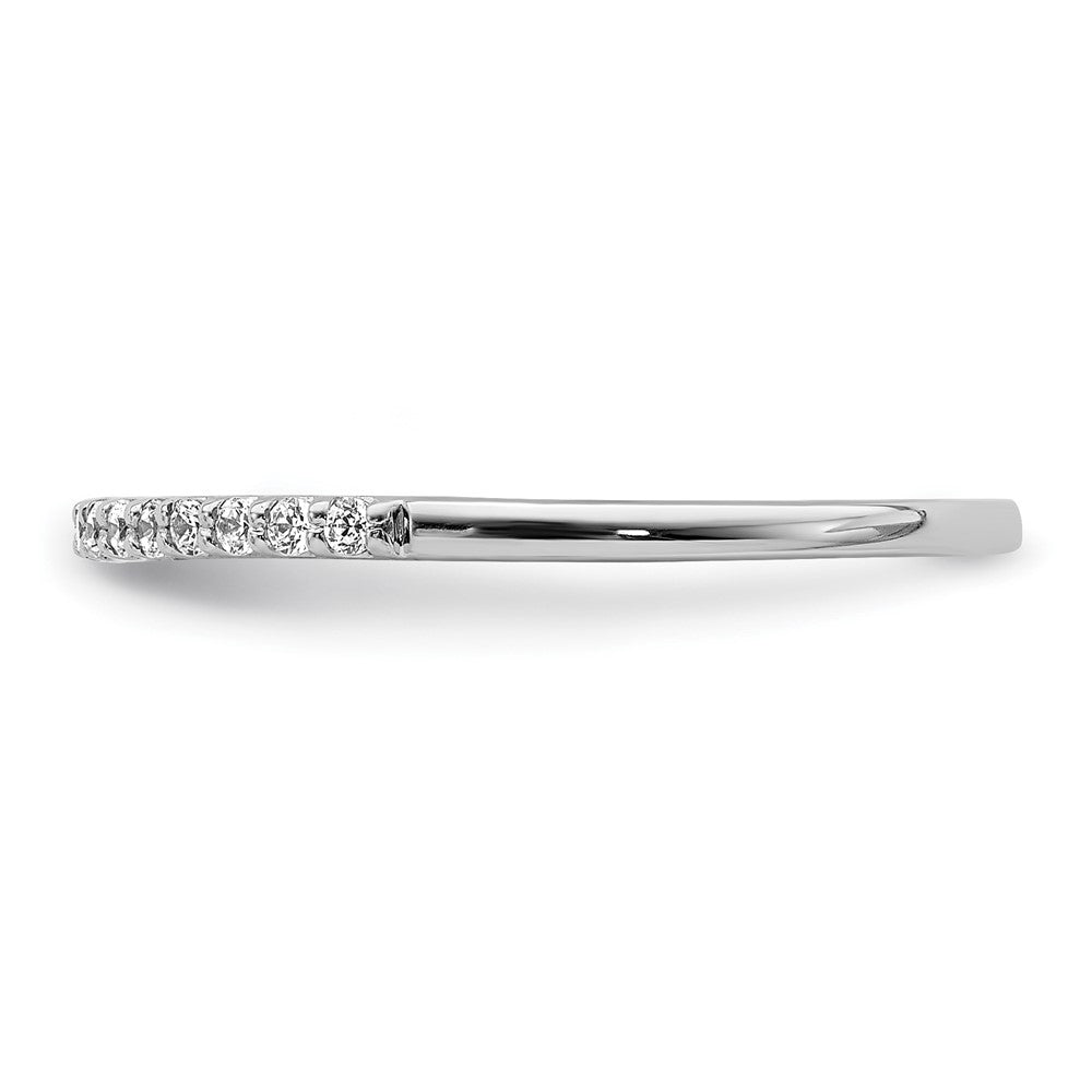 10K White Gold Diamond Band Size 6.75