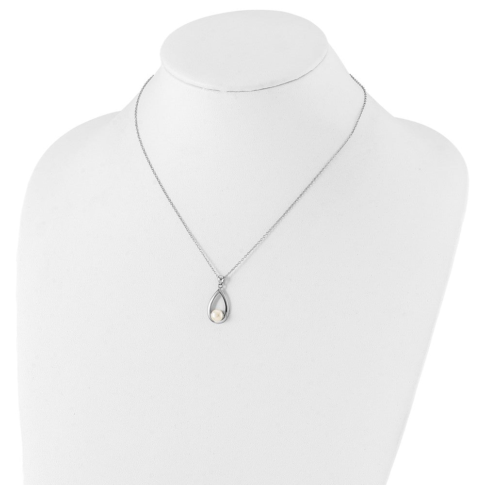 Sterling Silver Rhodium-plated 6-7mm White Button Freshwater Cultured Pearl 17 inch Necklace 17 Inches