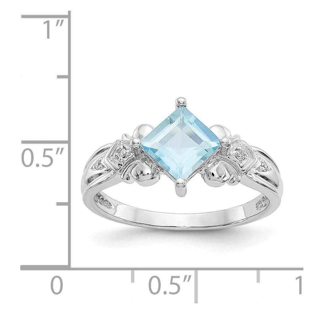 10k White Gold Aquamarine & Diamond Ring