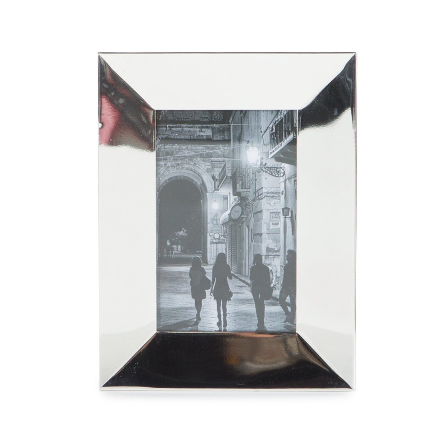 Bey-Berk International SF101-09 Silver Plated 4 x 6 in. Picture Frame with Easel Back - 6 x 0.75 x 8 in.