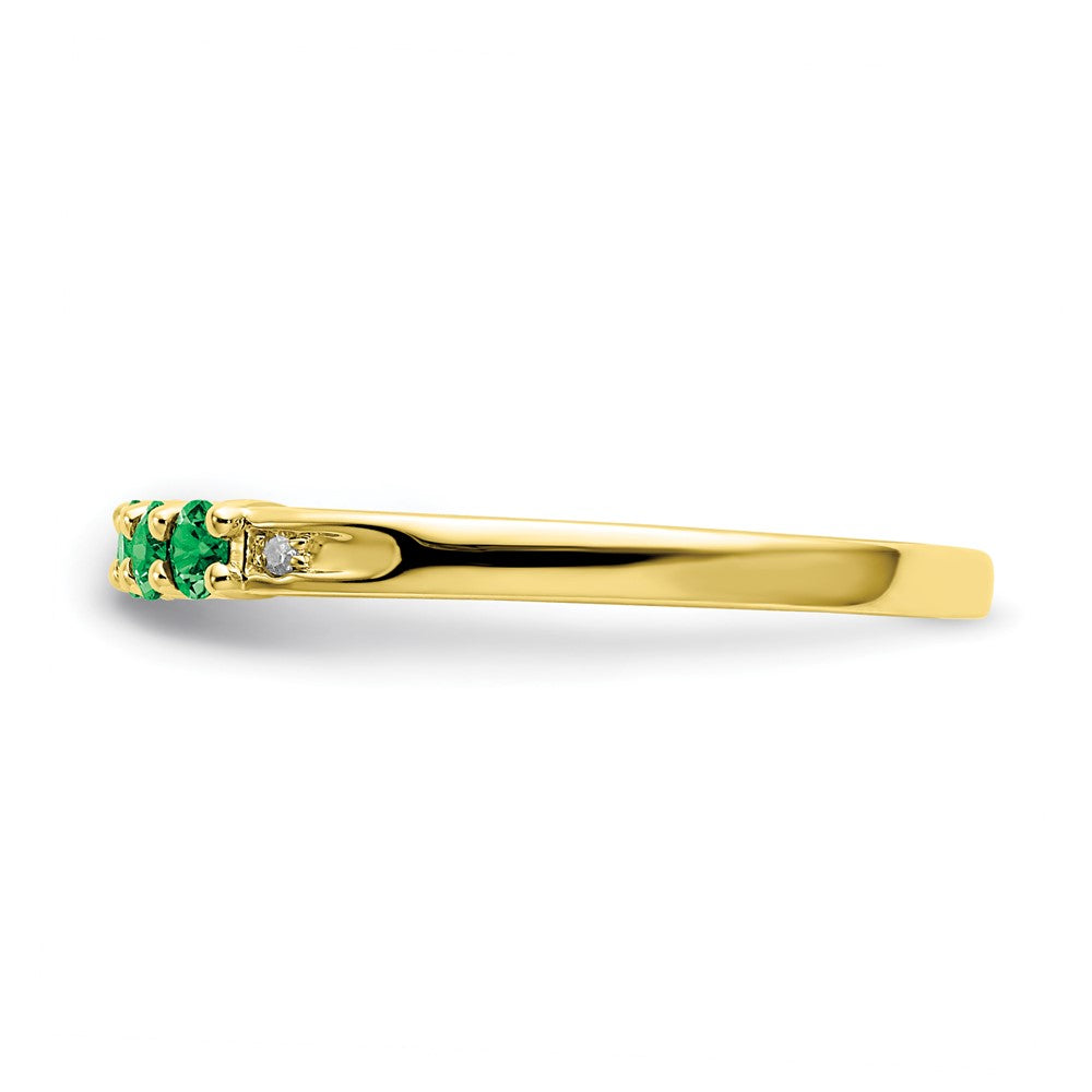 10k Yellow Gold CR Emerald & Diamond Ring