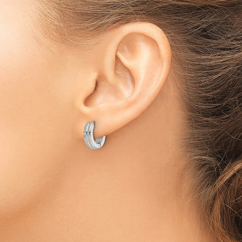 Stainless Steel Polished Laser cut 4mm Hinged Hoop Earrings
