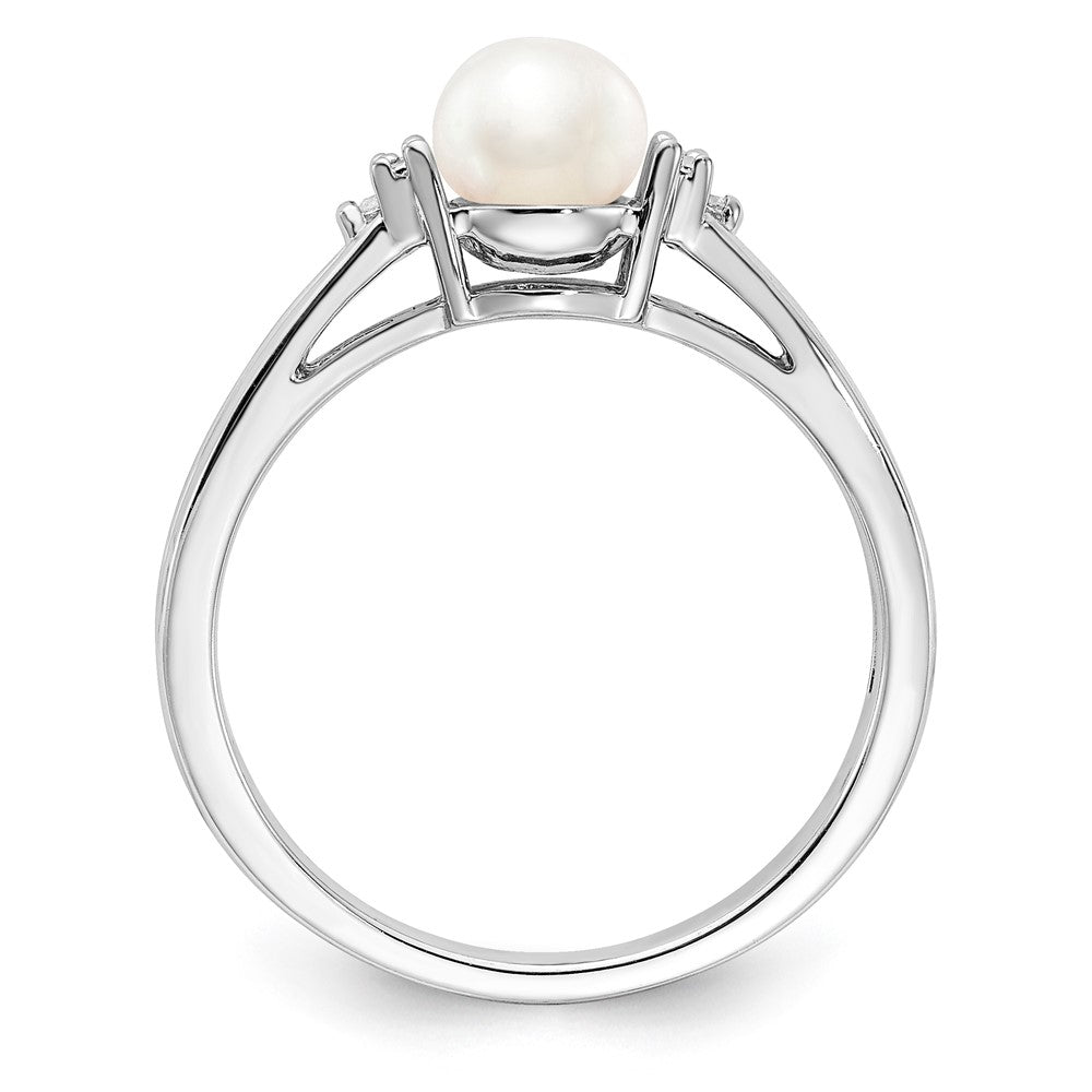 Sterling Silver Pearl and Diamond Ring