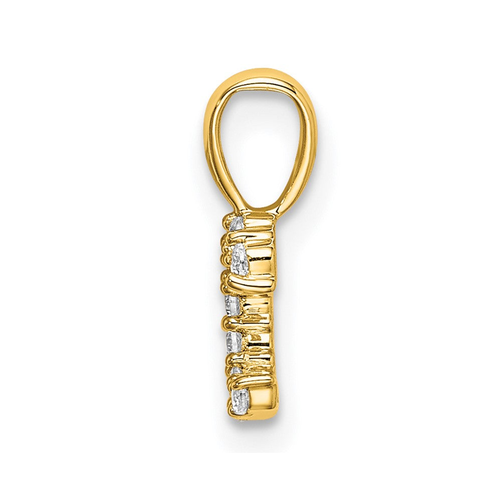 14k 1/10 carat Lab Grown Diamond VS/SI+ G+ Letter C Initial Pendant