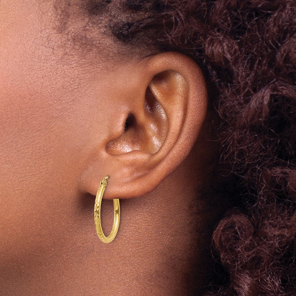 14k Diamond-cut 2mm Round Tube Hoop Earrings