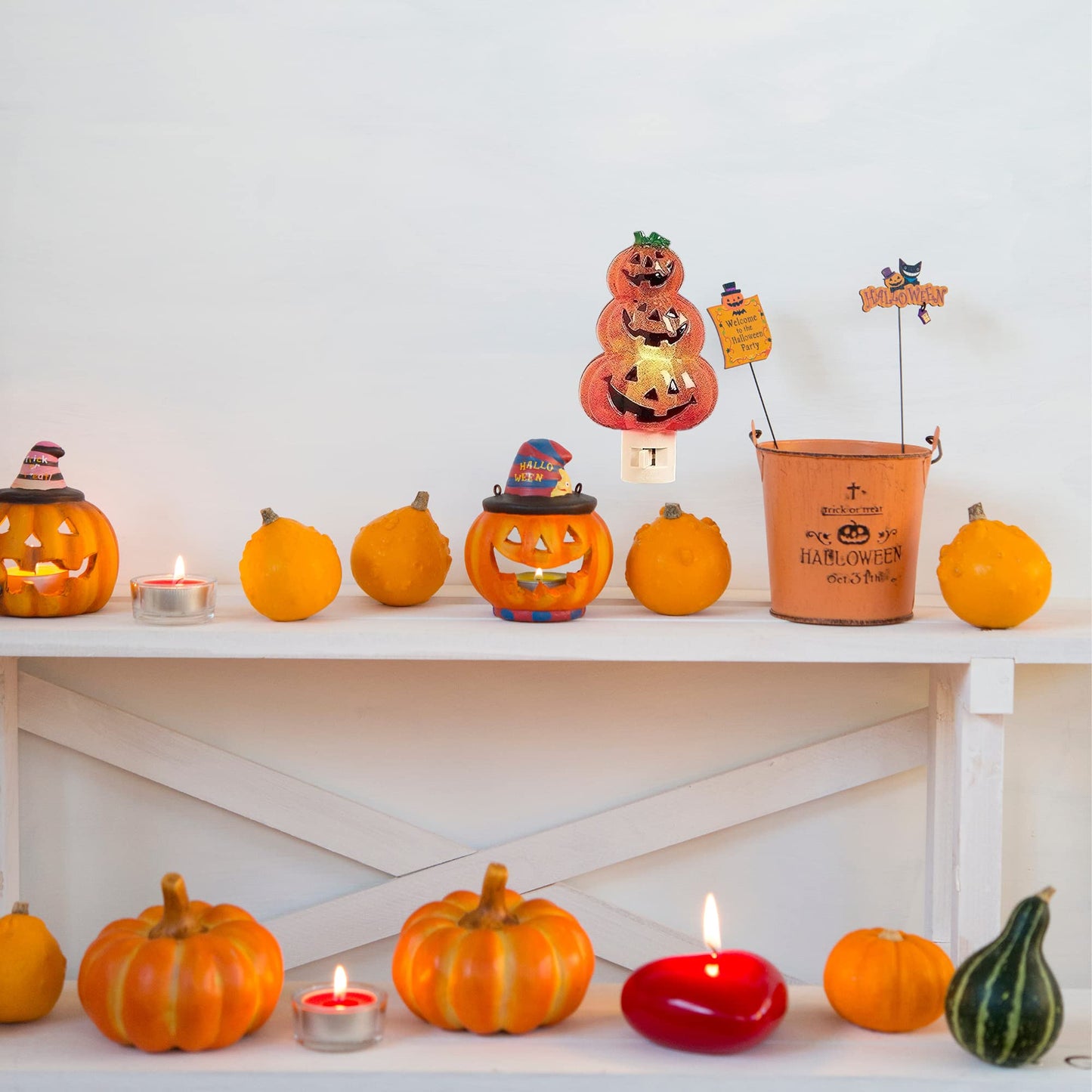 Roman Triple Jack-O-Lantern Night Light Swivel Plug