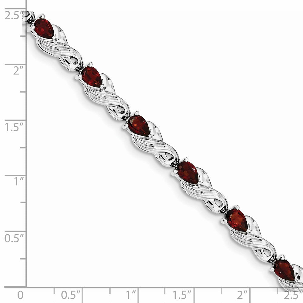 Sterling Silver Rhodium-plated Garnet Bracelet 7 inches