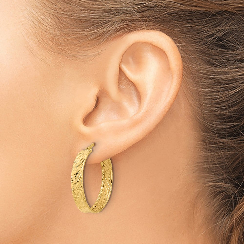14K Gold Polished & Textured Round Hoop Earrings
