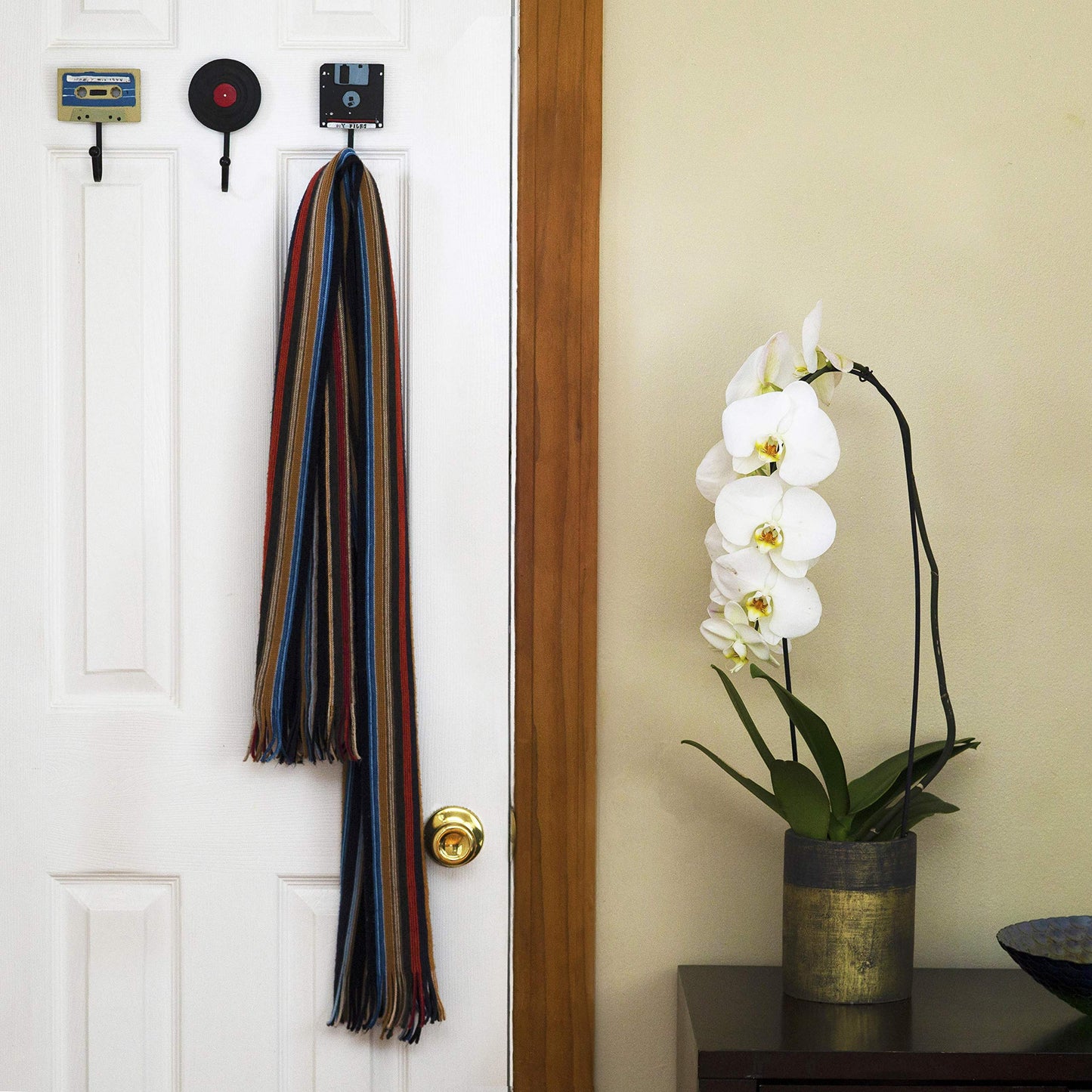 Retro Tech Theme Set of 3 Resin and Iron Wall Hooks QGM22680