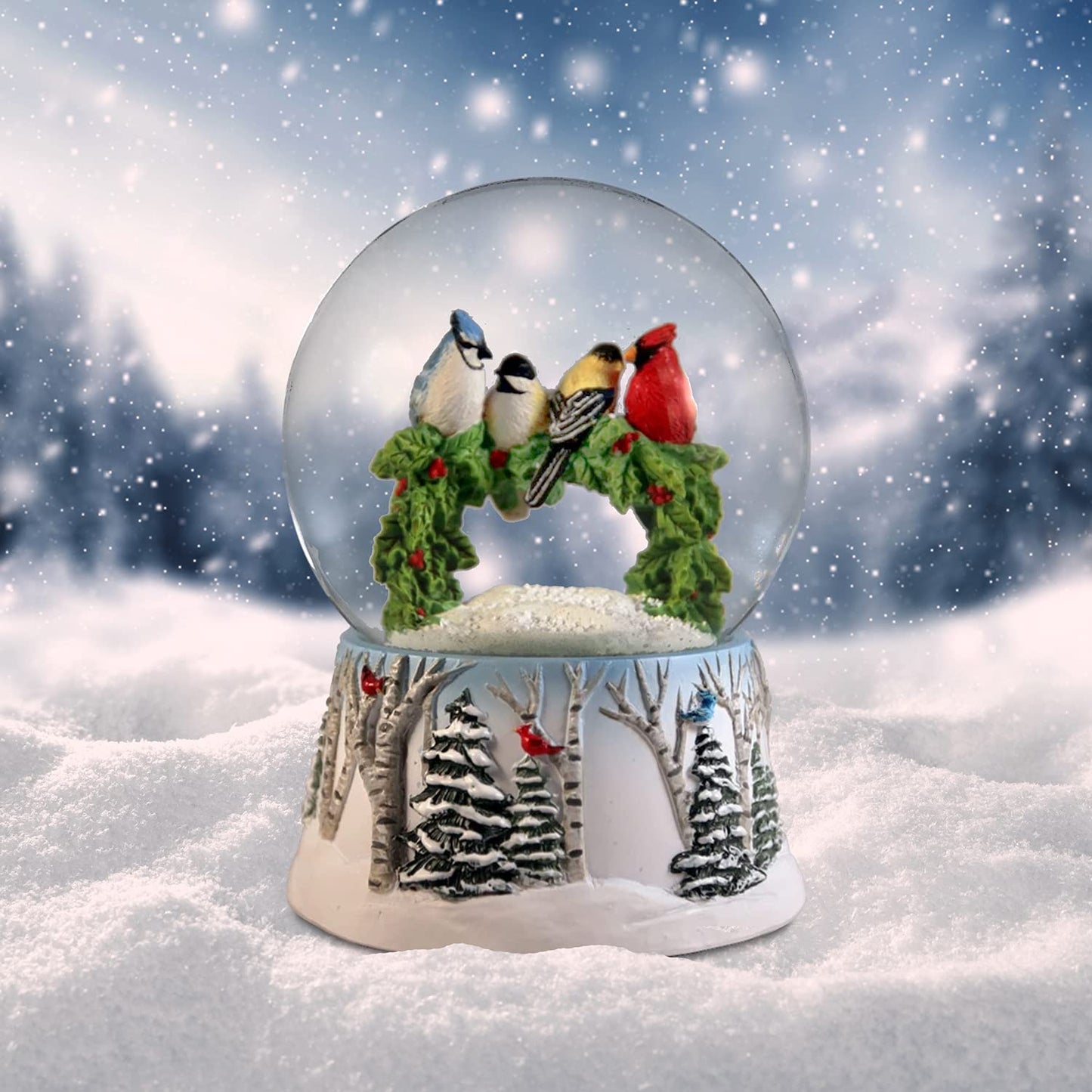 San Francisco Music Box (Plays Winter Wonderland) Birds Wreath Water Globe QGM22019