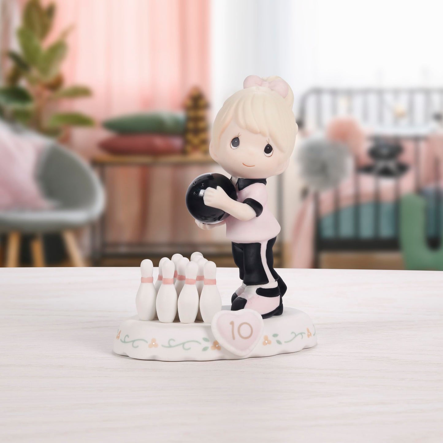 Precious Moments Growing in Grace Age Ten Blonde Porcelain Figurine QGP728
