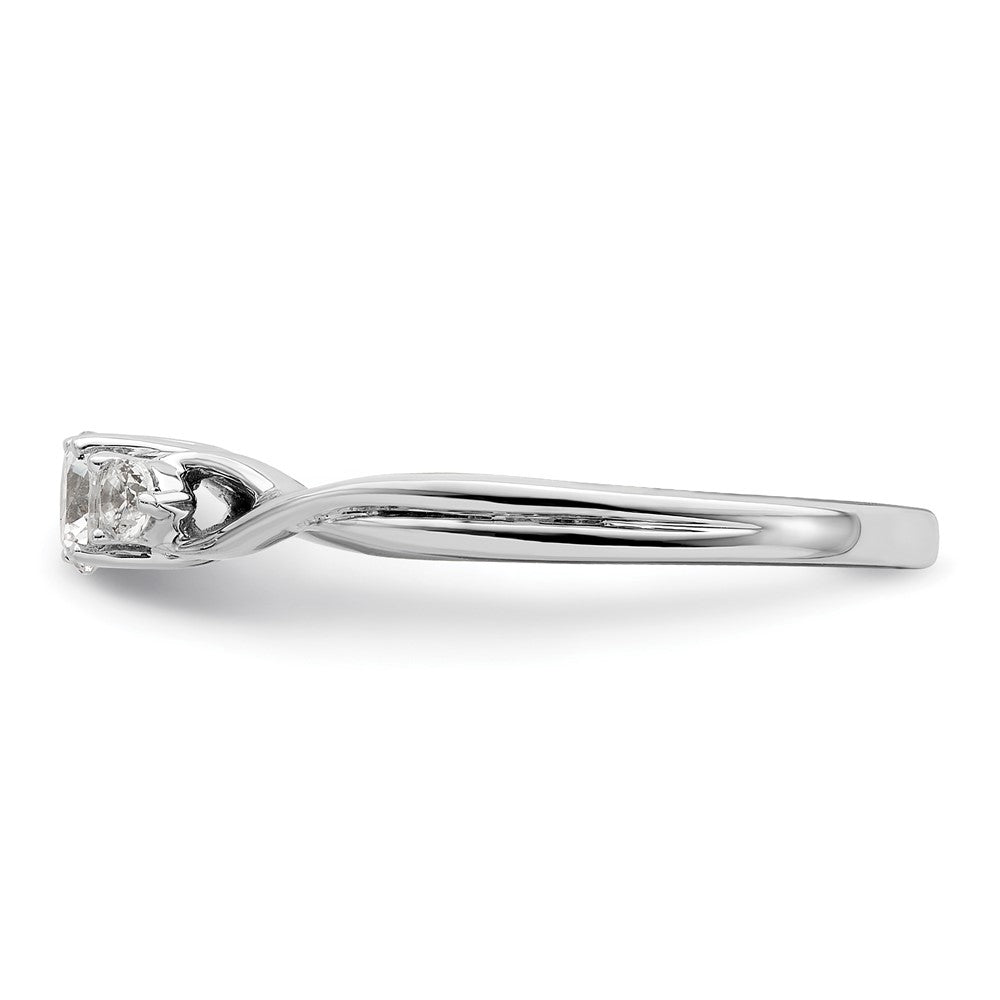 10k WG Lab Grown VS/SI+ G+ Diamond Fashion Ring